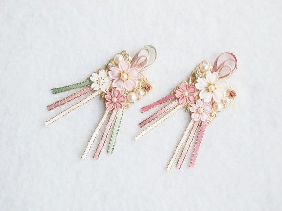 花色小町 つまみ細工 桜のブローチ